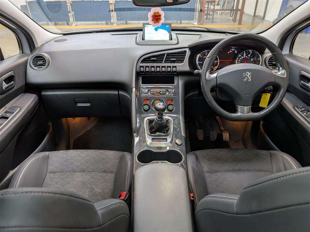 <p>2014 PEUGEOT 3008 ALLURE HDI</p>