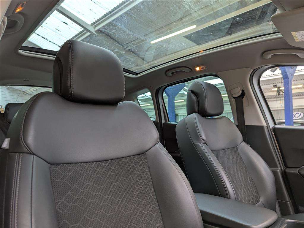 <p>2014 PEUGEOT 3008 ALLURE HDI</p>