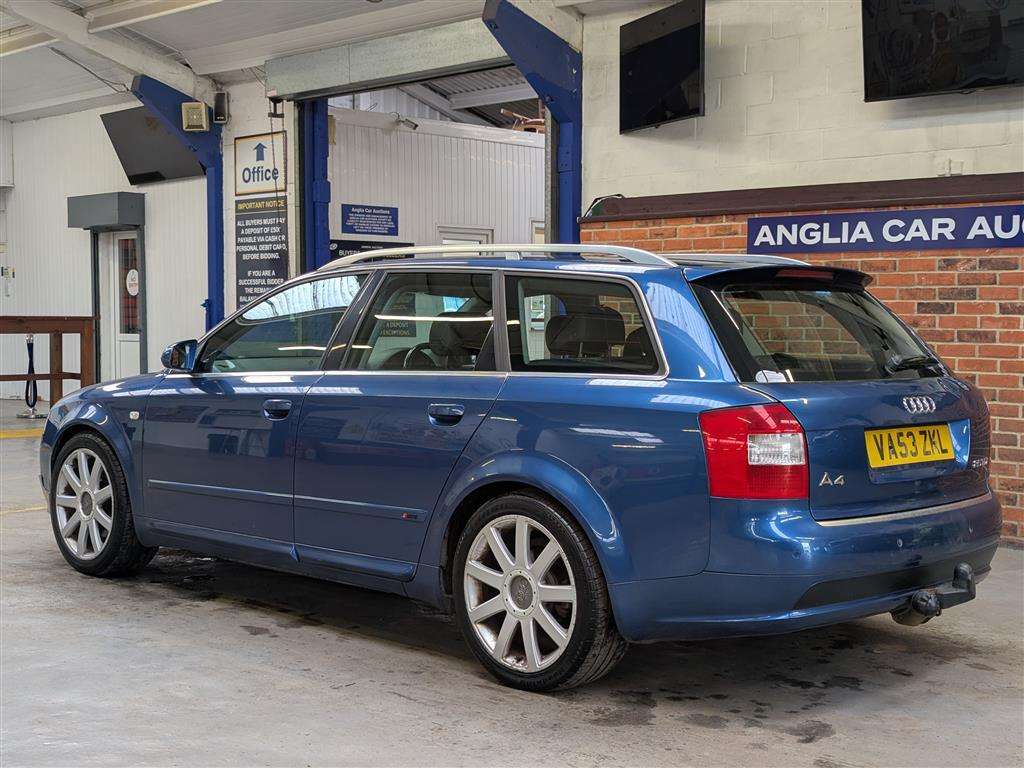 <p>2004 AUDI A4 TDI SPORT</p>
