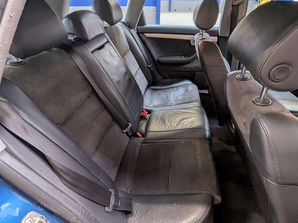 <p>2004 AUDI A4 TDI SPORT</p>