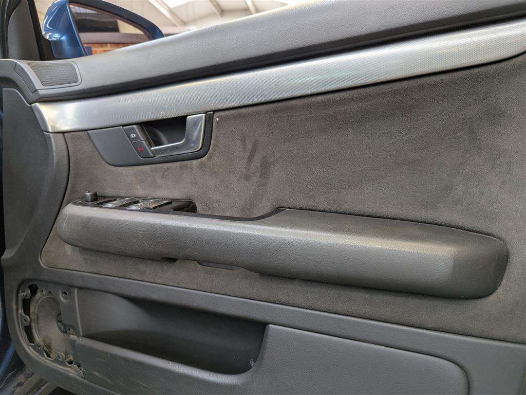 <p>2004 AUDI A4 TDI SPORT</p>