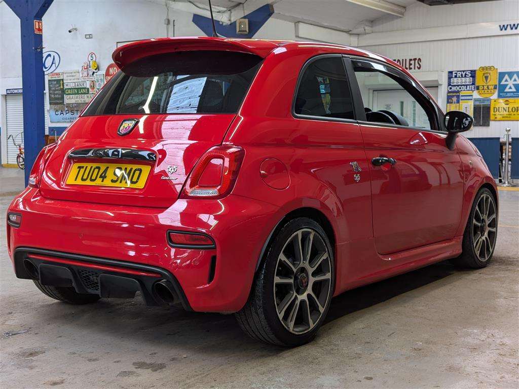 <p>2017 ABARTH 595 TURISMO</p>