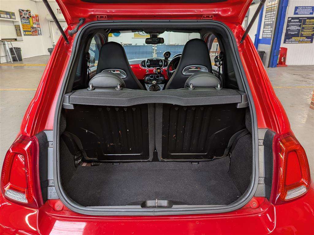 <p>2017 ABARTH 595 TURISMO</p>