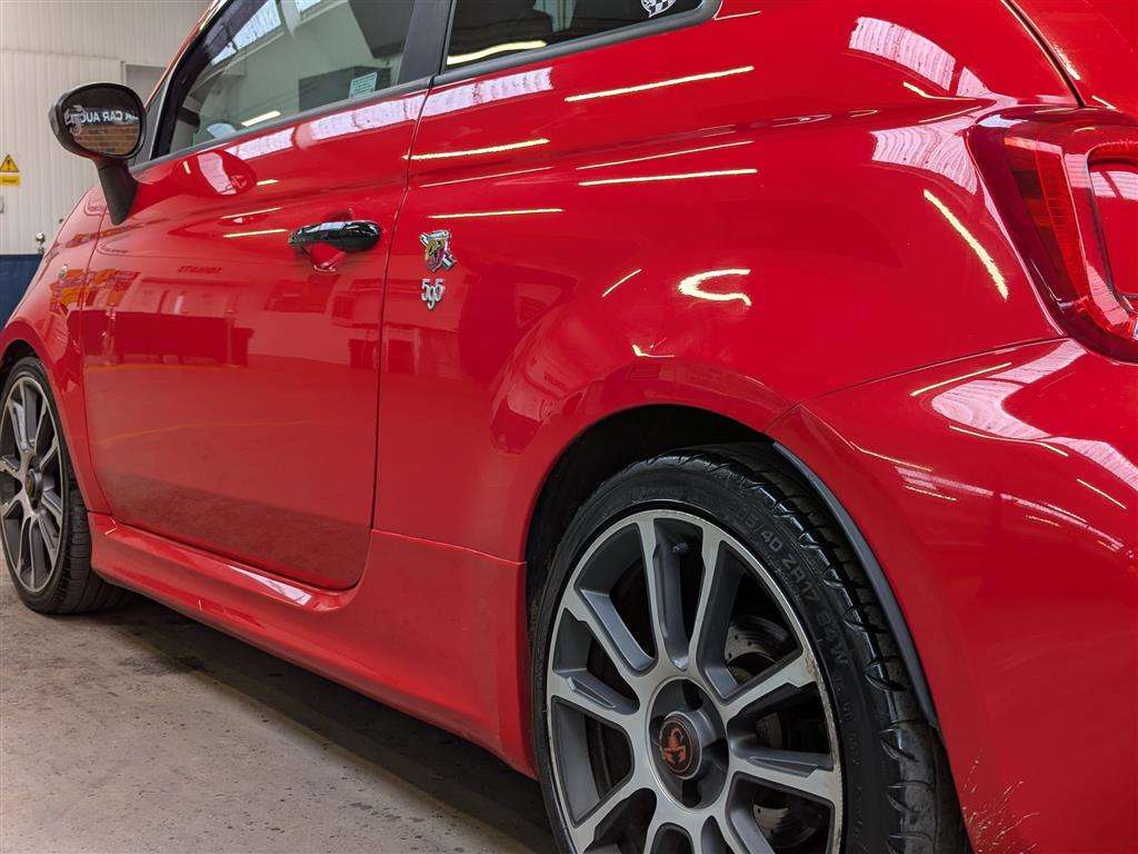 <p>2017 ABARTH 595 TURISMO</p>