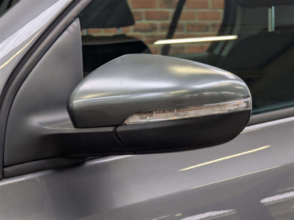 <p>2011 VOLKSWAGEN GOLF MATCH TDI</p>