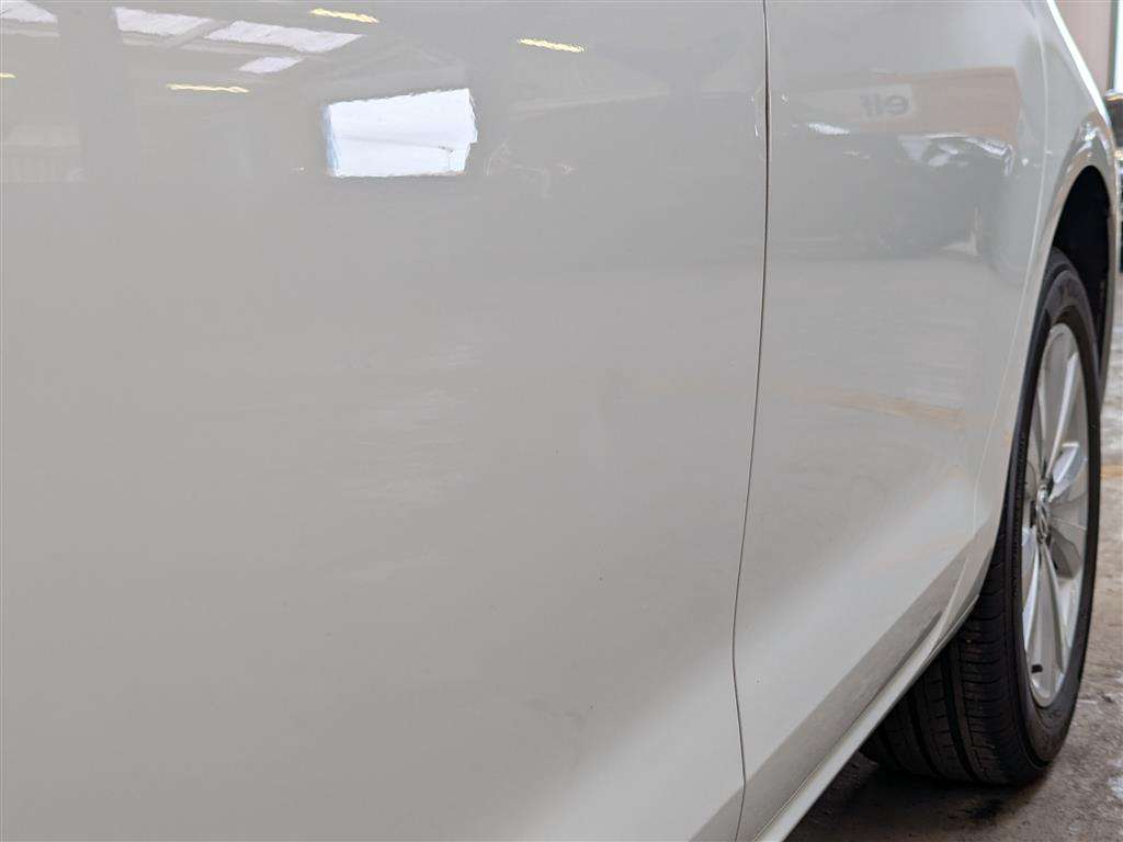 <p>2014 VOLKSWAGEN GOLF SE BLUEMOTION TECH T</p>