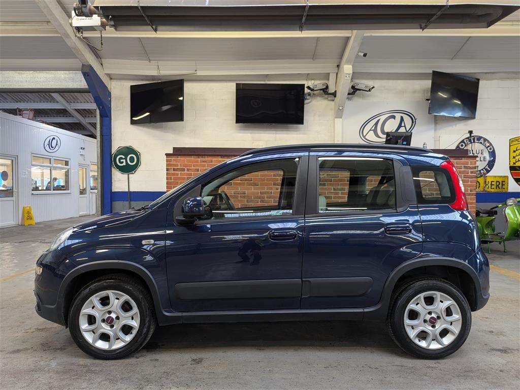 <p>2014 FIAT PANDA TREKKING TWINAIR</p>