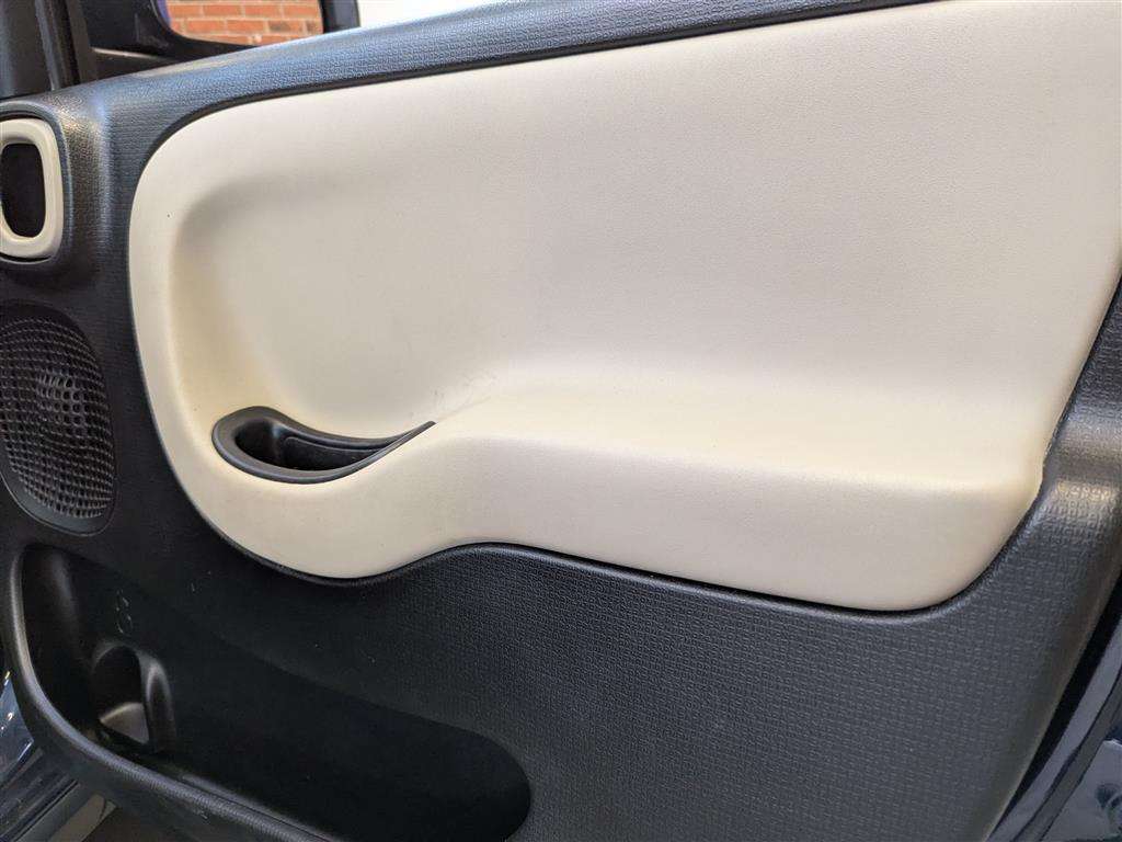 <p>2014 FIAT PANDA TREKKING TWINAIR</p>