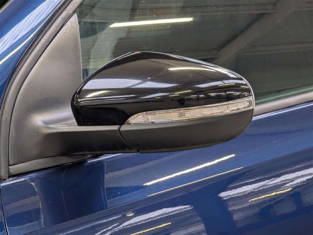 <p>2010 VOLKSWAGEN GOLF R DSG S-A</p>