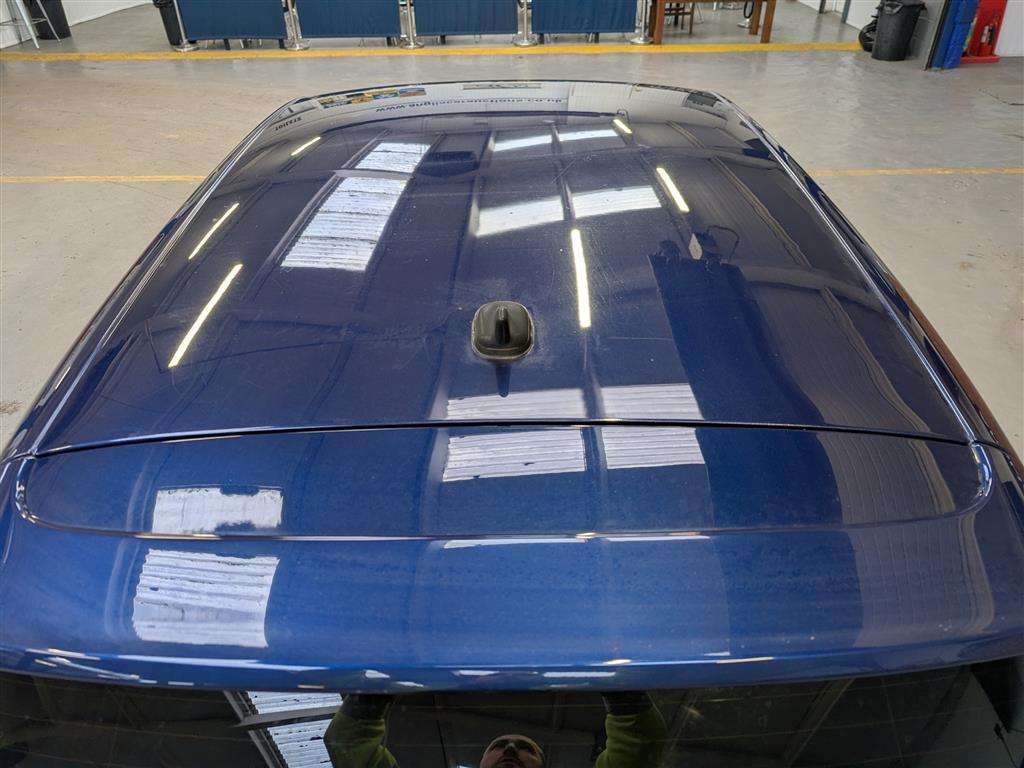 <p>2010 VOLKSWAGEN GOLF R DSG S-A</p>