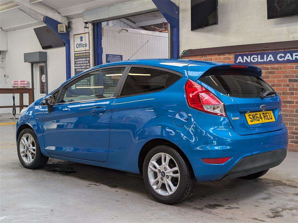 <p>2015 FORD FIESTA ZETEC</p>