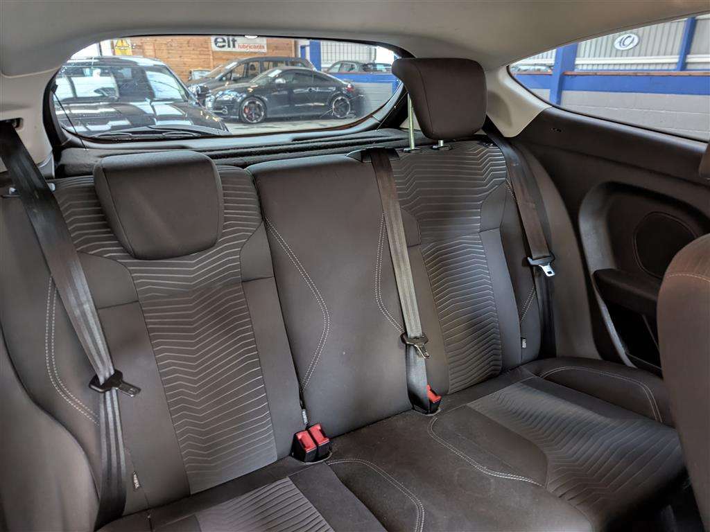 <p>2015 FORD FIESTA ZETEC</p>