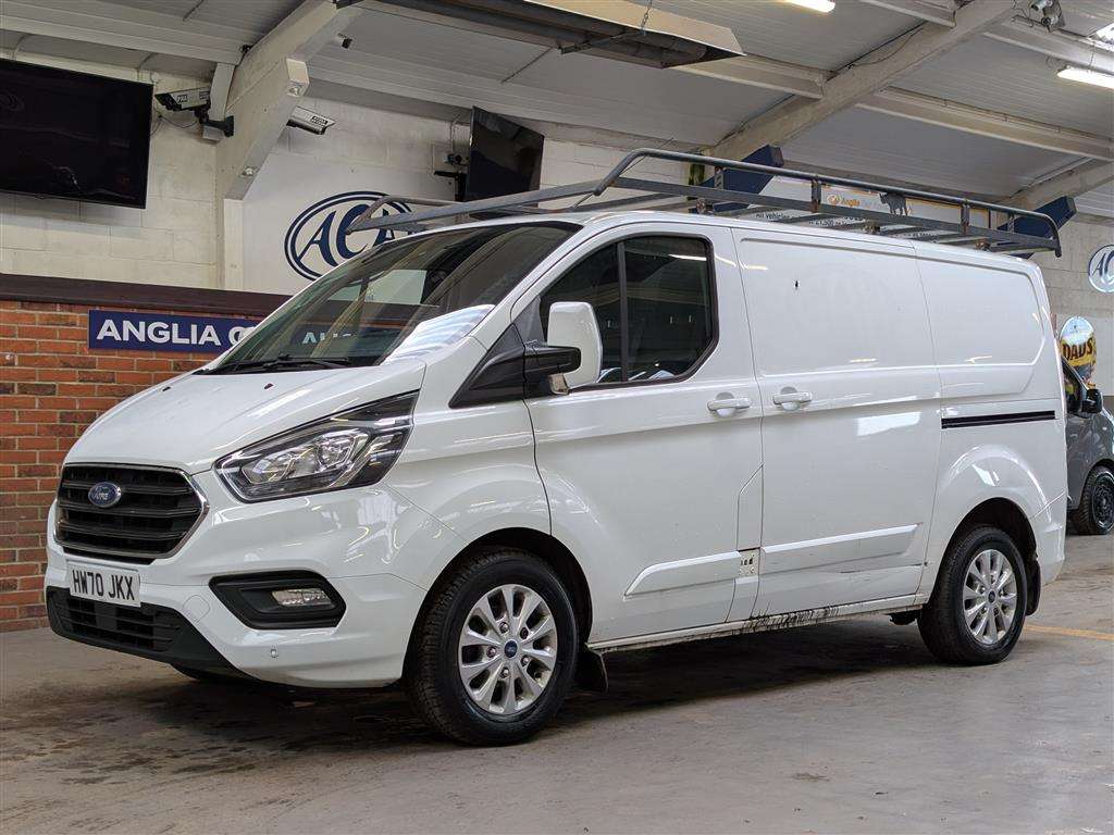 <p>2020 FORD TRANSIT CUSTOM 300LIMITD</p>