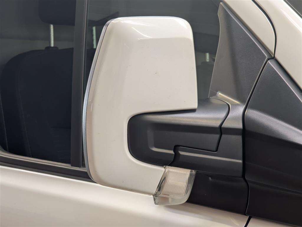 <p>2020 FORD TRANSIT CUSTOM 300LIMITD</p>