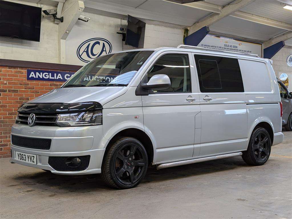 <p>2013 VOLKSWAGEN TRANSP T32 S-LINE TDI180</p>