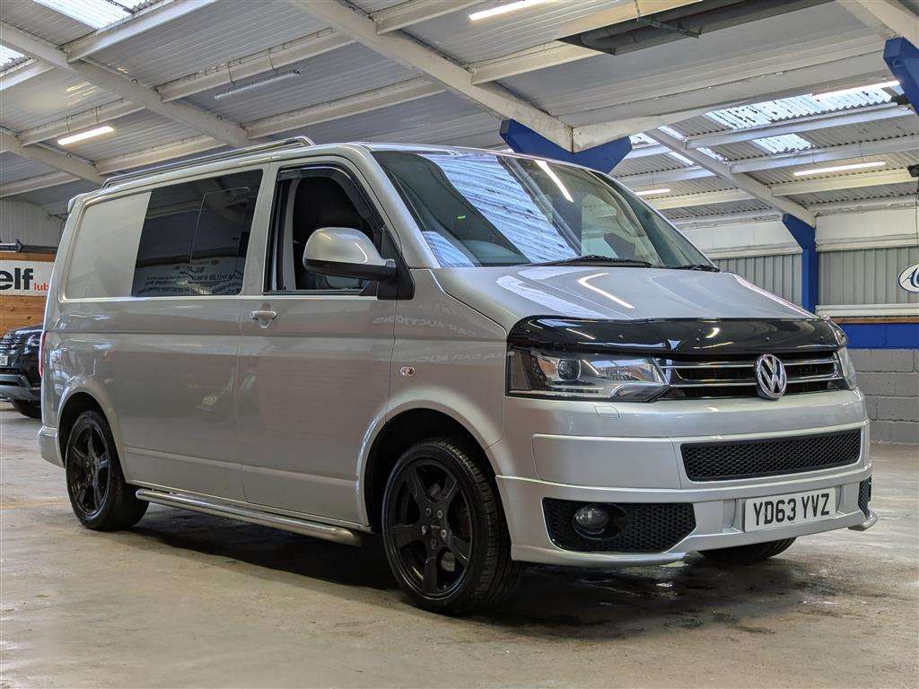 <p>2013 VOLKSWAGEN TRANSP T32 S-LINE TDI180</p>