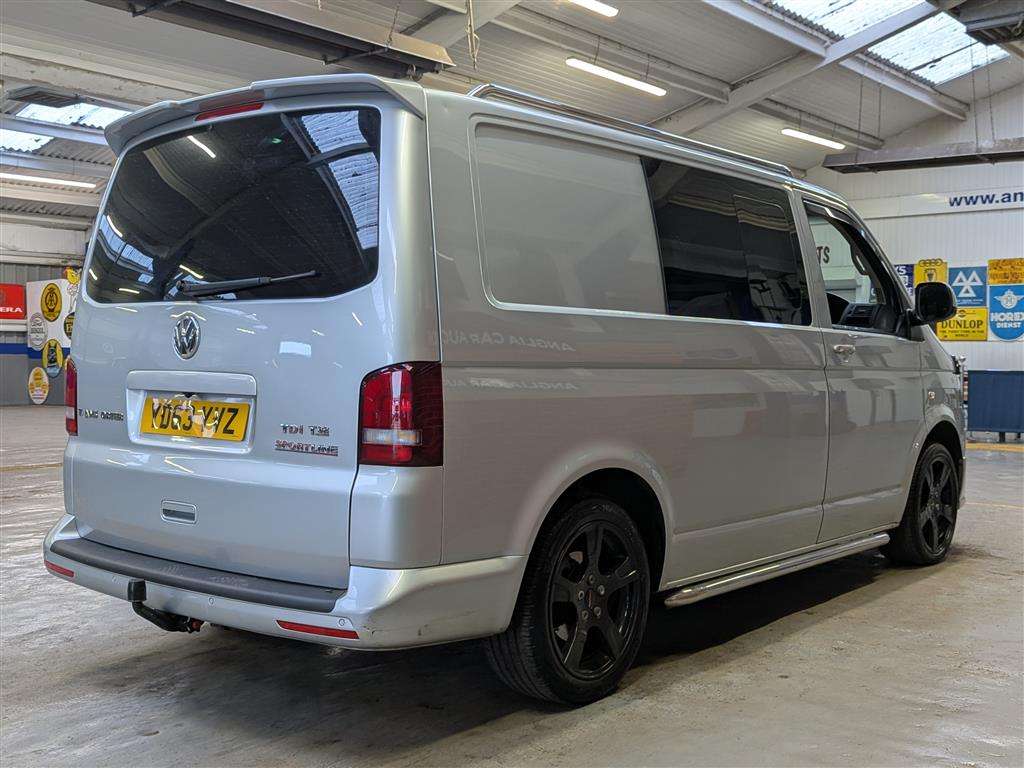 <p>2013 VOLKSWAGEN TRANSP T32 S-LINE TDI180</p>