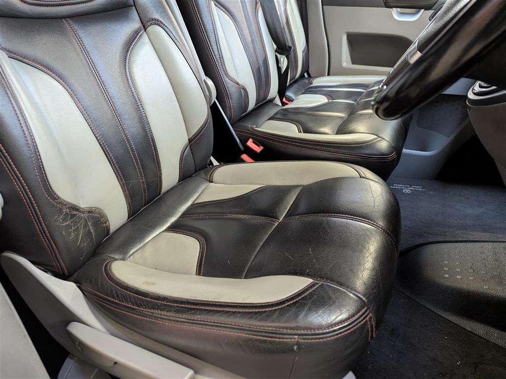 <p>2013 VOLKSWAGEN TRANSP T32 S-LINE TDI180</p>