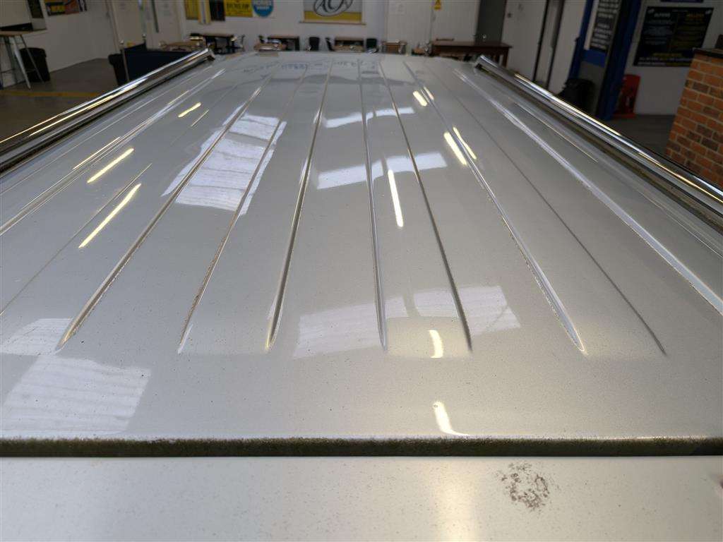 <p>2013 VOLKSWAGEN TRANSP T32 S-LINE TDI180</p>