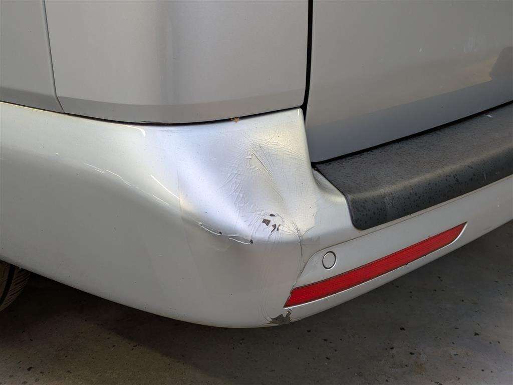 <p>2013 VOLKSWAGEN TRANSP T32 S-LINE TDI180</p>