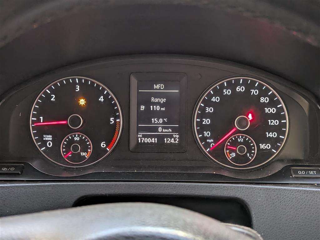 <p>2013 VOLKSWAGEN TRANSP T32 S-LINE TDI180</p>