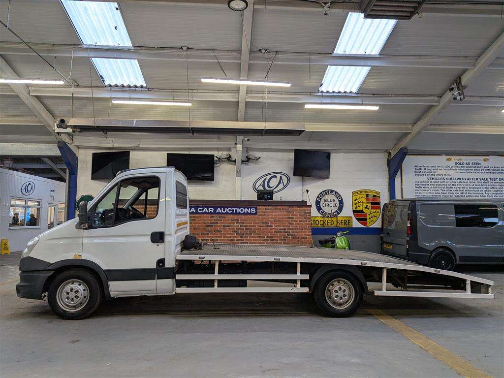 <p>2013 IVECO DAILY 35S11 LWB RECOVERY TRUCK</p>