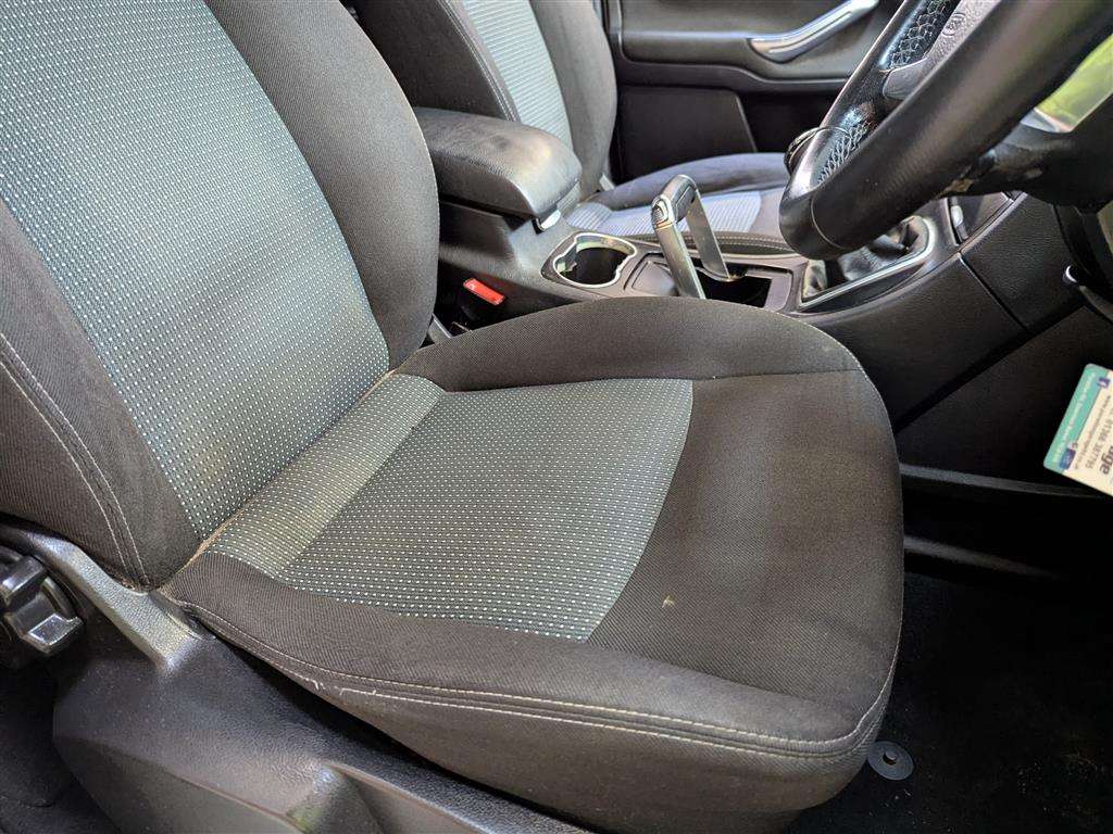 <p>2013 FORD GALAXY ZETEC TDCI</p>