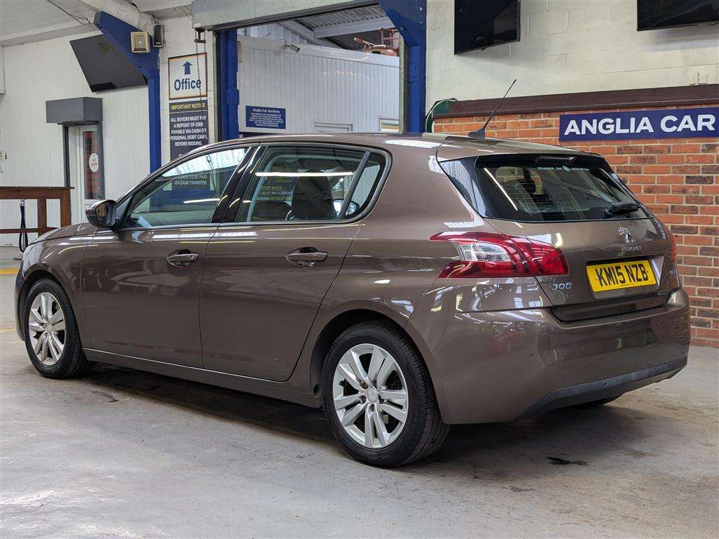 <p>2015 PEUGEOT 308 ACTIVE BLUE HDI</p>