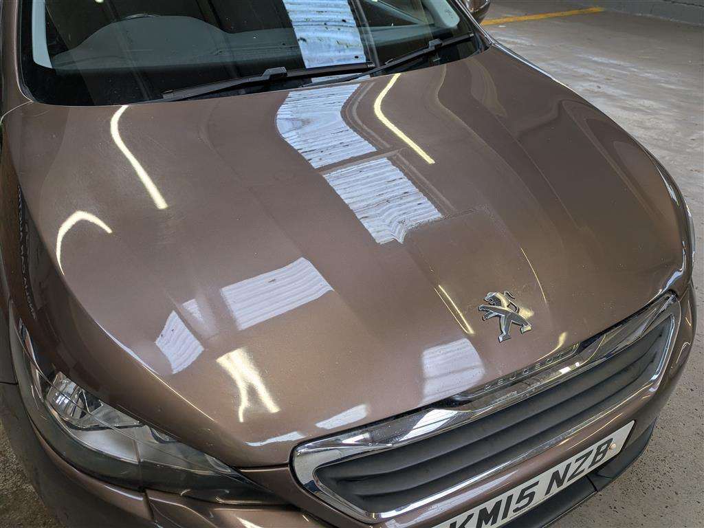 <p>2015 PEUGEOT 308 ACTIVE BLUE HDI</p>