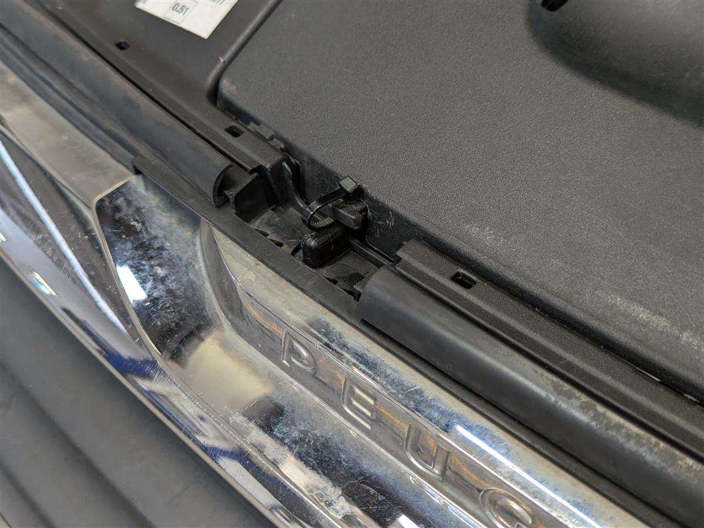 <p>2015 PEUGEOT 308 ACTIVE BLUE HDI</p>