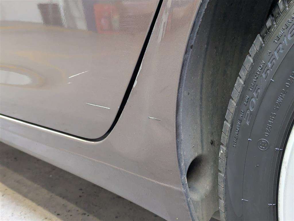 <p>2015 PEUGEOT 308 ACTIVE BLUE HDI</p>