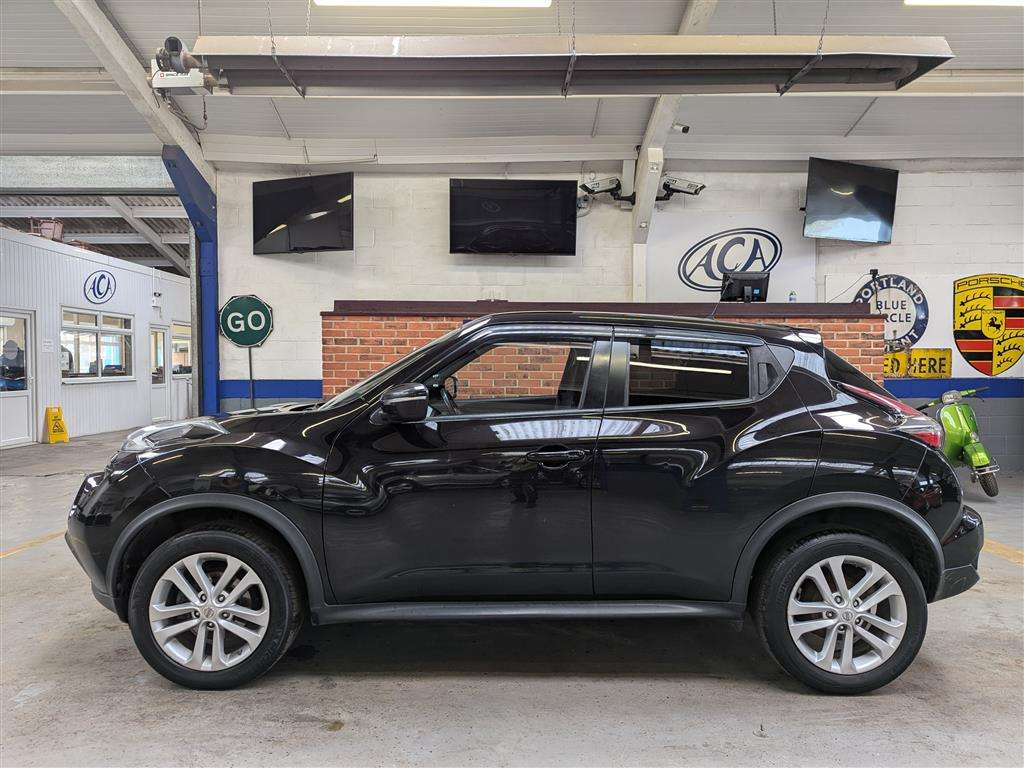 <p>2015 NISSAN JUKE ACENTA DCI</p>