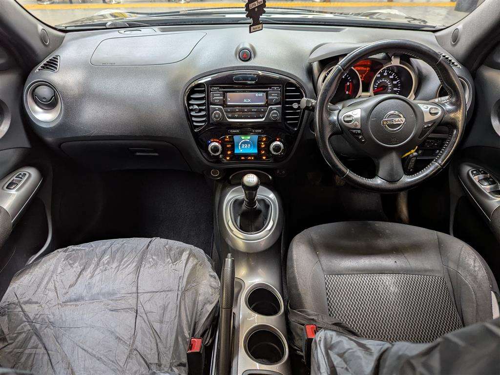 <p>2015 NISSAN JUKE ACENTA DCI</p>
