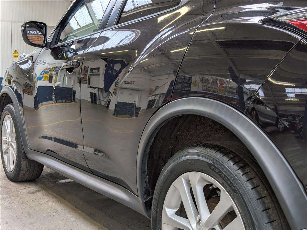 <p>2015 NISSAN JUKE ACENTA DCI</p>