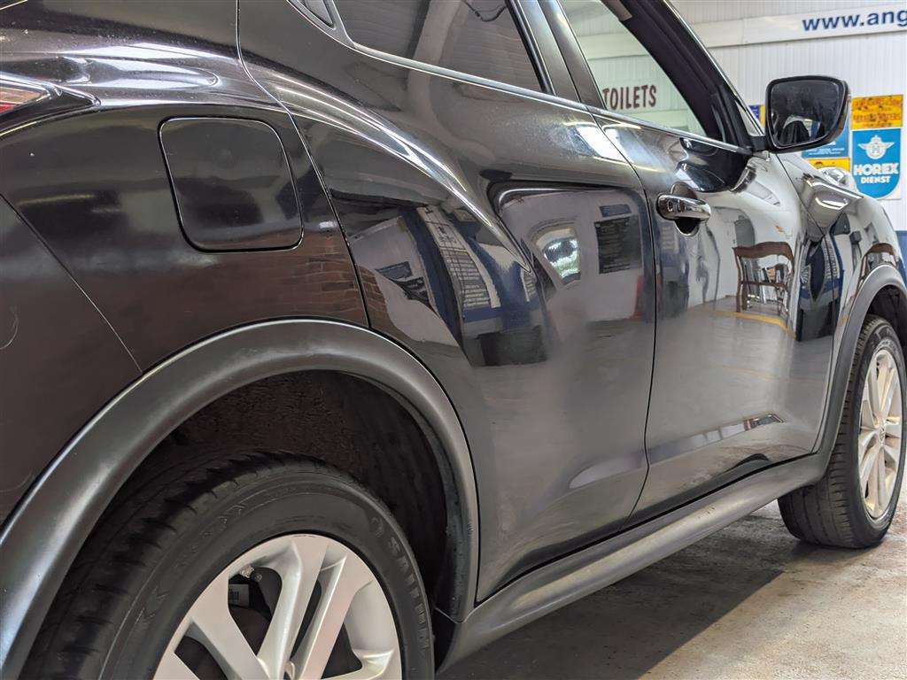 <p>2015 NISSAN JUKE ACENTA DCI</p>