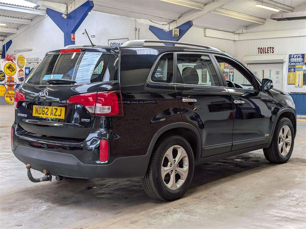 <p>2013 KIA SORENTO KX-1 CRDI 4X4</p>