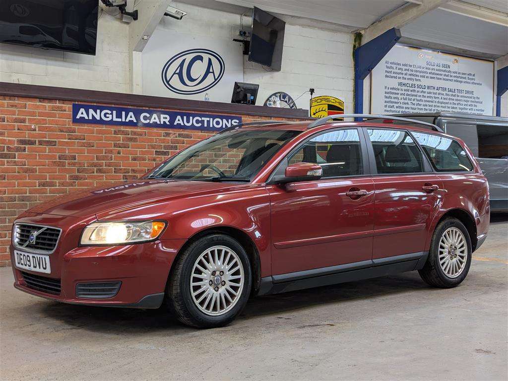 <p>2009 VOLVO V50 S D</p>
