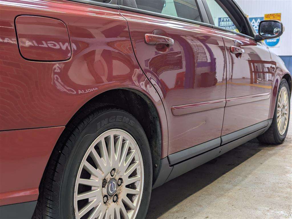 <p>2009 VOLVO V50 S D</p>