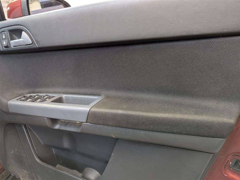 <p>2009 VOLVO V50 S D</p>