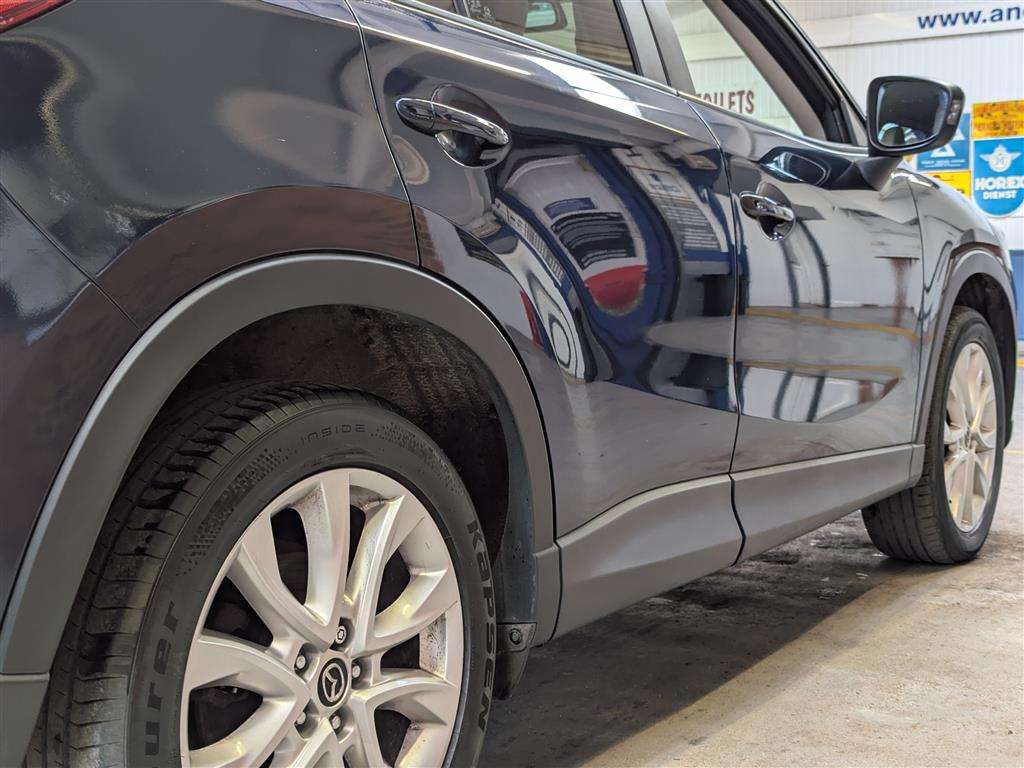 <p>2014 MAZDA CX-5 SPORT NAV D 4X4</p>