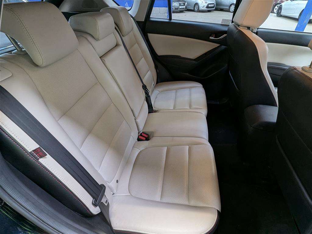 <p>2014 MAZDA CX-5 SPORT NAV D 4X4</p>