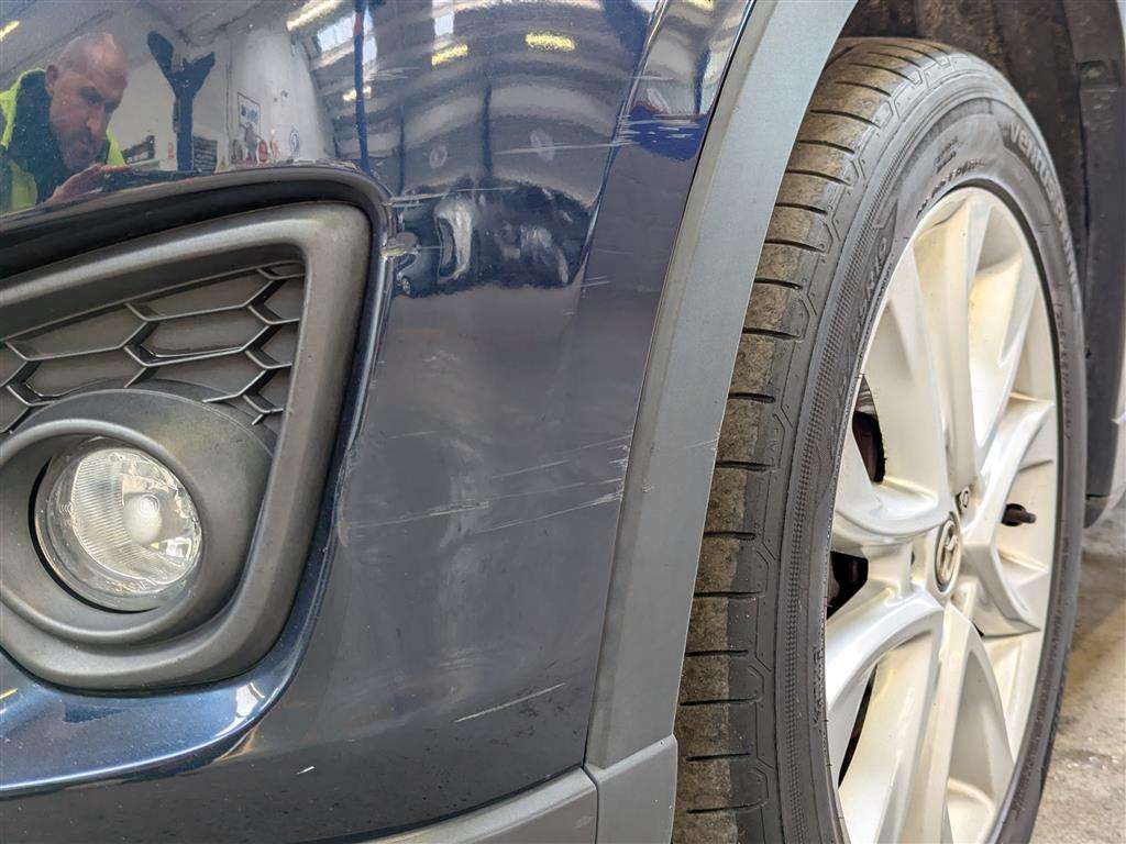 <p>2014 MAZDA CX-5 SPORT NAV D 4X4</p>