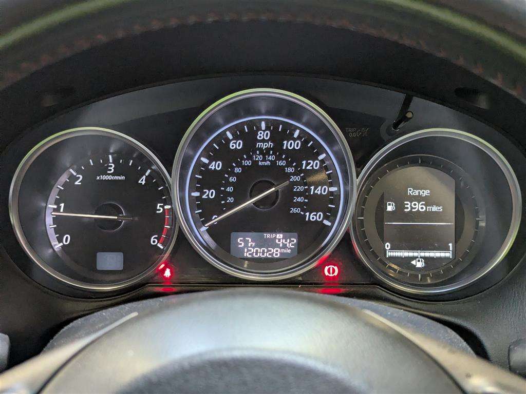 <p>2014 MAZDA CX-5 SPORT NAV D 4X4</p>