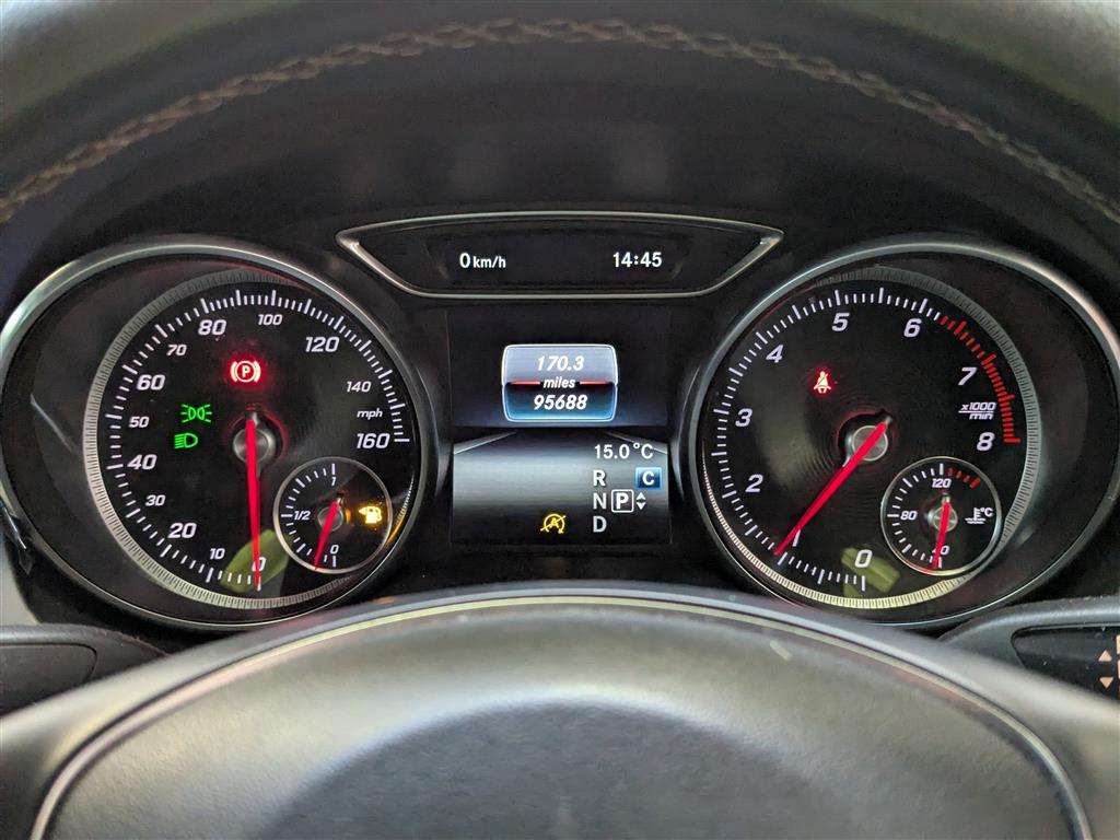 <p>2017 MERCEDES-BENZ CLA 180 SPORT AUTO</p>