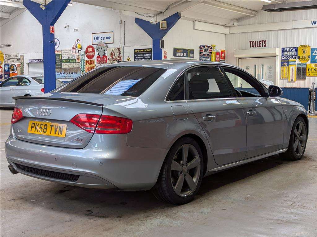 <p>2008 AUDI A4 S LINE 160 TFSI</p>