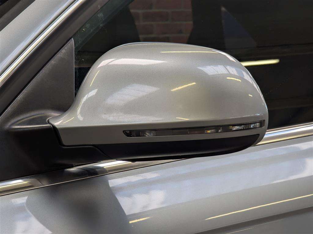 <p>2008 AUDI A4 S LINE 160 TFSI</p>