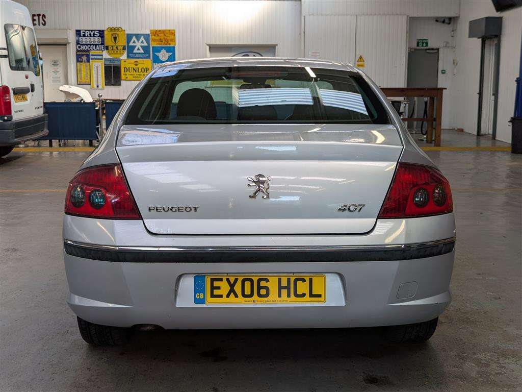 <p>2006 PEUGEOT 407 SE HDI AUTO</p>