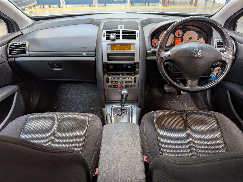 <p>2006 PEUGEOT 407 SE HDI AUTO</p>