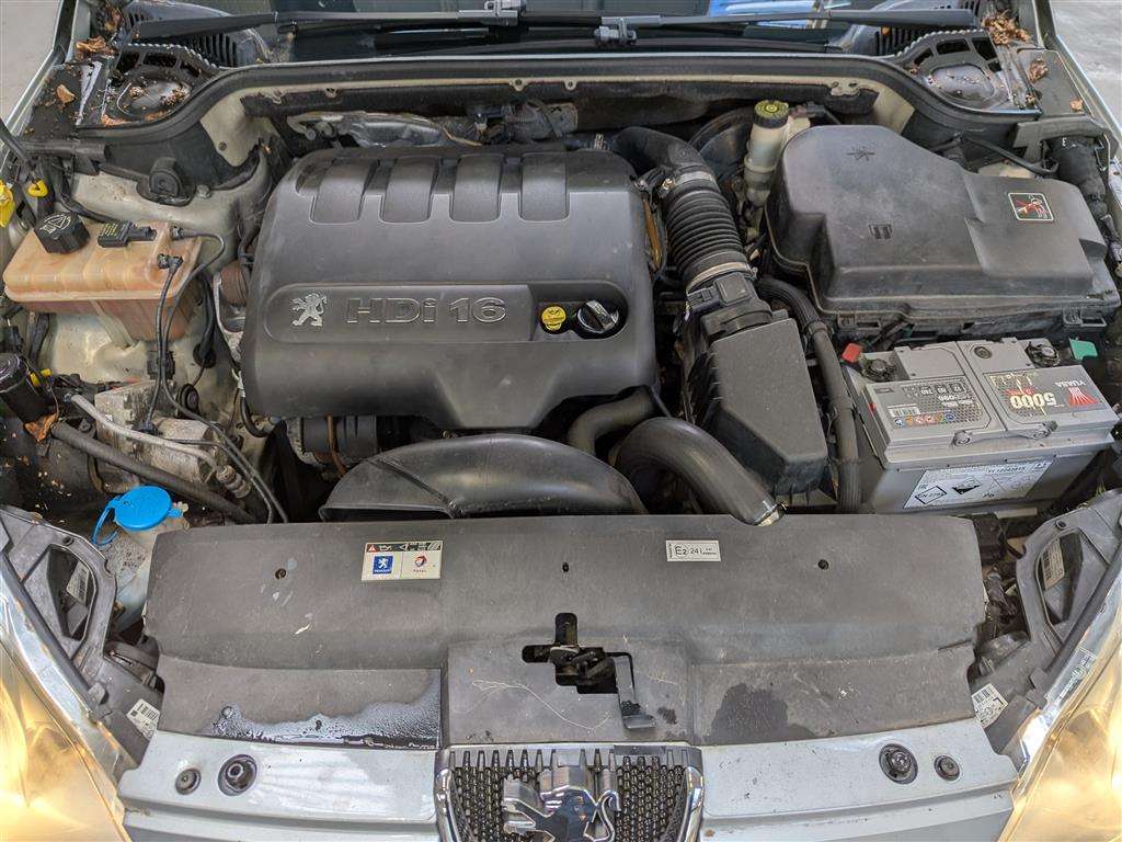 <p>2006 PEUGEOT 407 SE HDI AUTO</p>