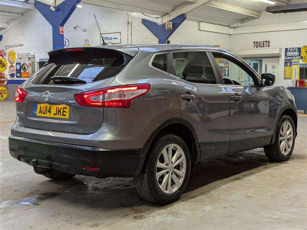 <p>2014 NISSAN QASHQAI ACENTA PREMIUM DI</p>